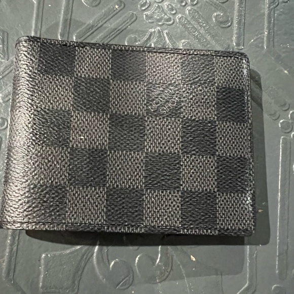Louis Vuitton’s men’s wallet - Picture 2 of 6